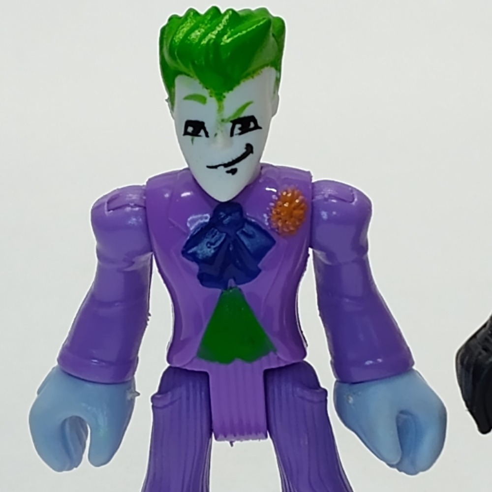 DC Comics Batman and the joker figures - Picture 2 of 12